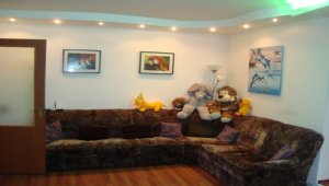 Apartament 4 camere de vanzare Drumul Taberei Valea Ialomitei