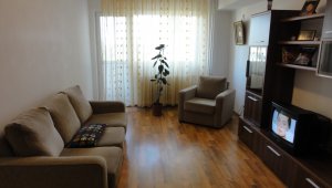 Apartament 4 camere de vanzare Militari Gorjului