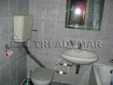 Apartment 3 rooms for sale Drumul Taberei Raul Doamnei